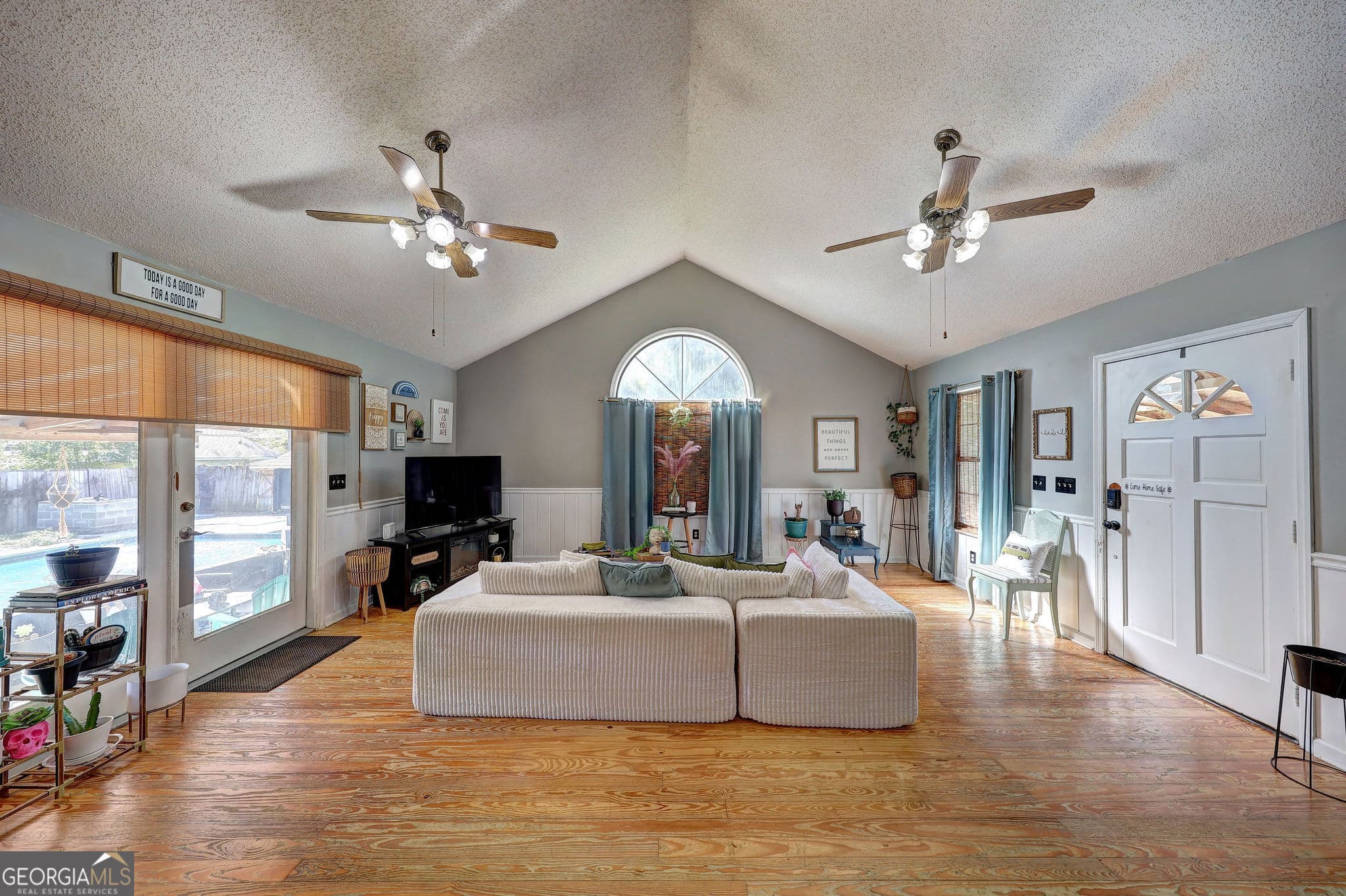 3 bedroom, 2 bathroom, 1,782 sq ft single family residence for sale at 312 Dechene Drive, Thomasville, GA 31757 — photo 7