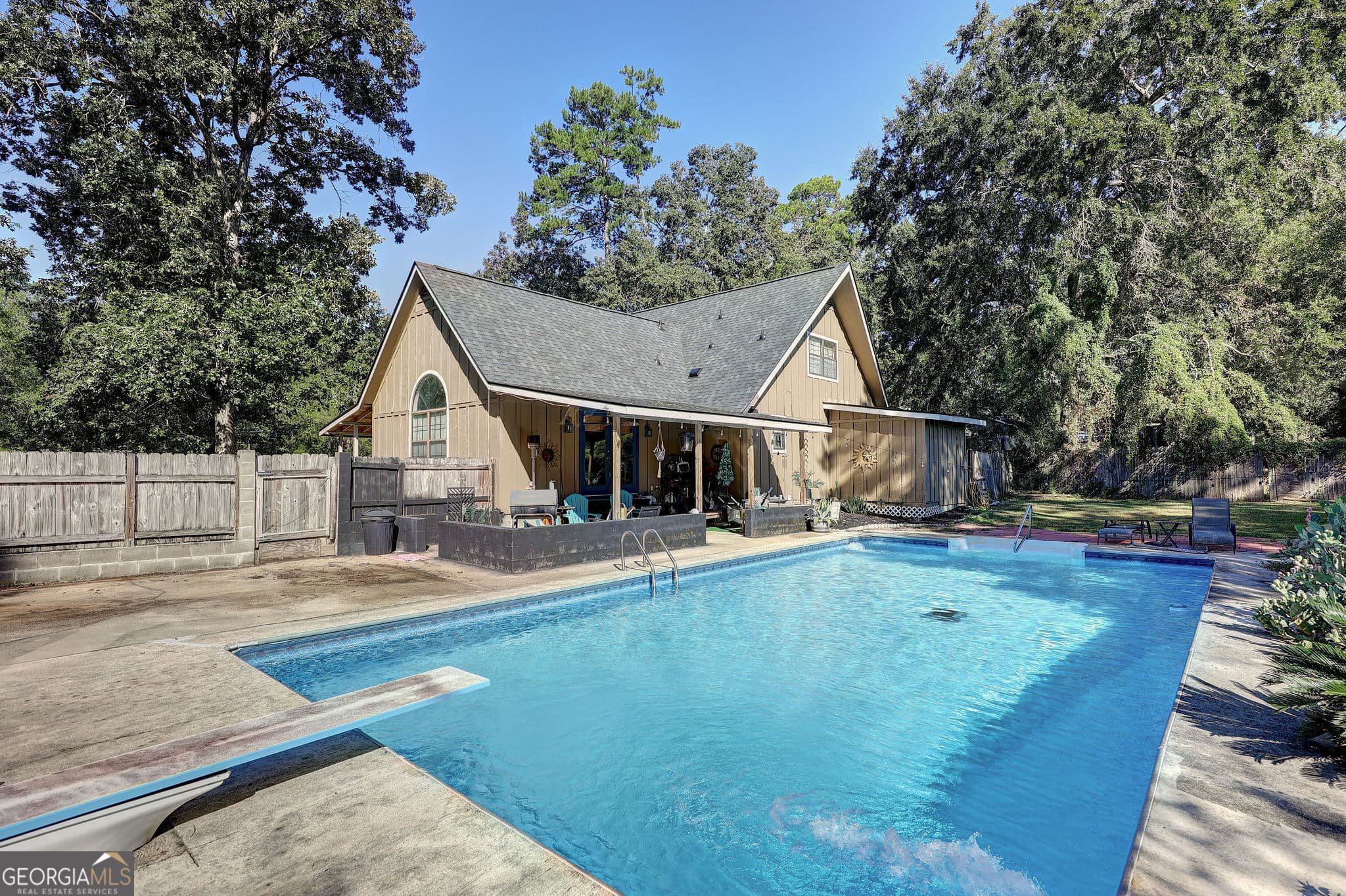 3 bedroom, 2 bathroom, 1,782 sq ft single family residence for sale at 312 Dechene Drive, Thomasville, GA 31757 — photo 4