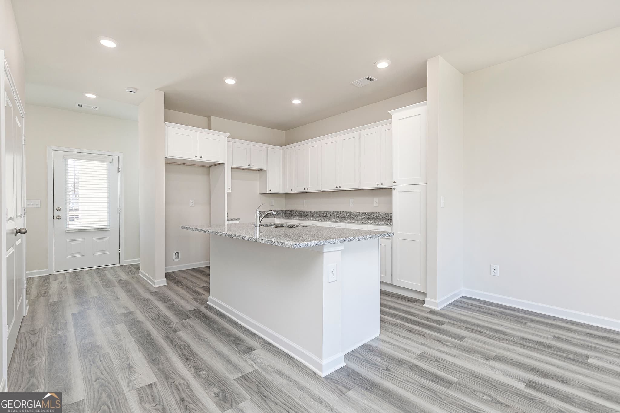 3 bedroom, 2.5 bathroom, 1,461 sq ft townhouse for sale at 218 Rooker Drive, Lagrange, GA 30241 — photo 10