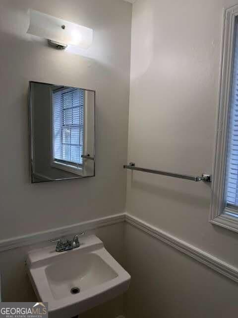 2 bedroom, 1.5 bathroom duplex for rent at 5921 Kay Drive B, Norcross, GA 30093 for $1,600 a month — photo 4
