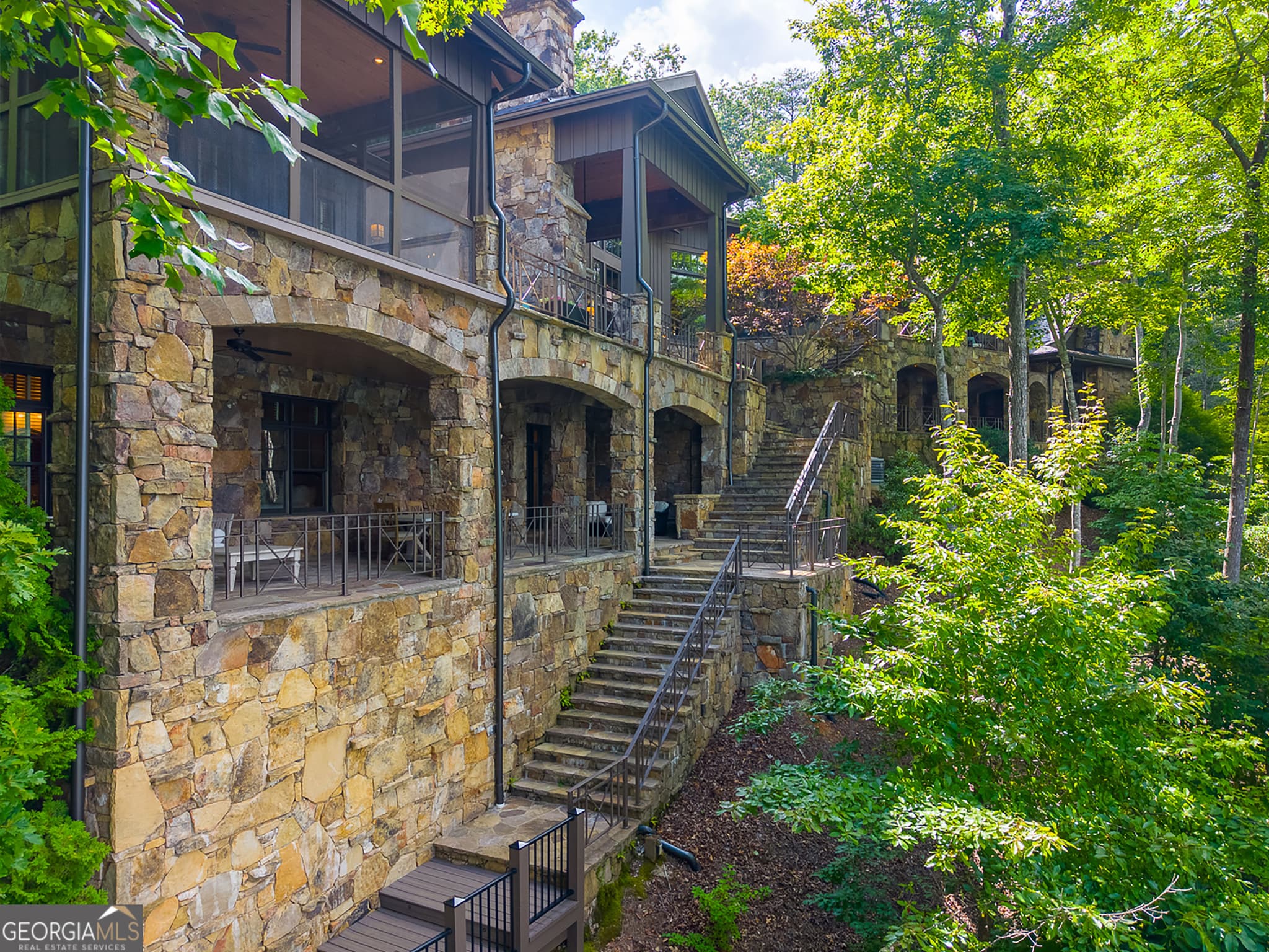 6 bedroom, 6.5 bathroom, 7,033 sq ft single family residence for sale at 41 Lady Bug Lane, Clayton, GA 30525 — photo 8