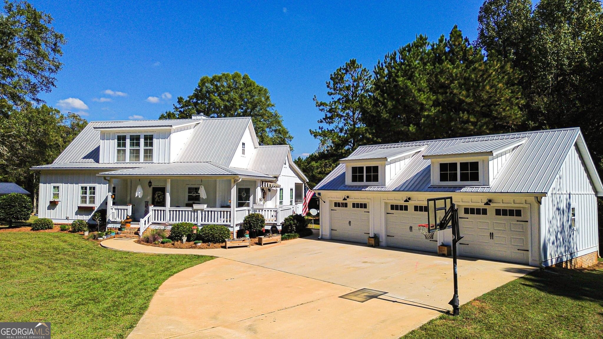 3 bedroom, 3.5 bathroom, 2,074 sq ft single family residence for sale at 1845 Roberts Quarters Road, Concord, GA 30206 — photo 3