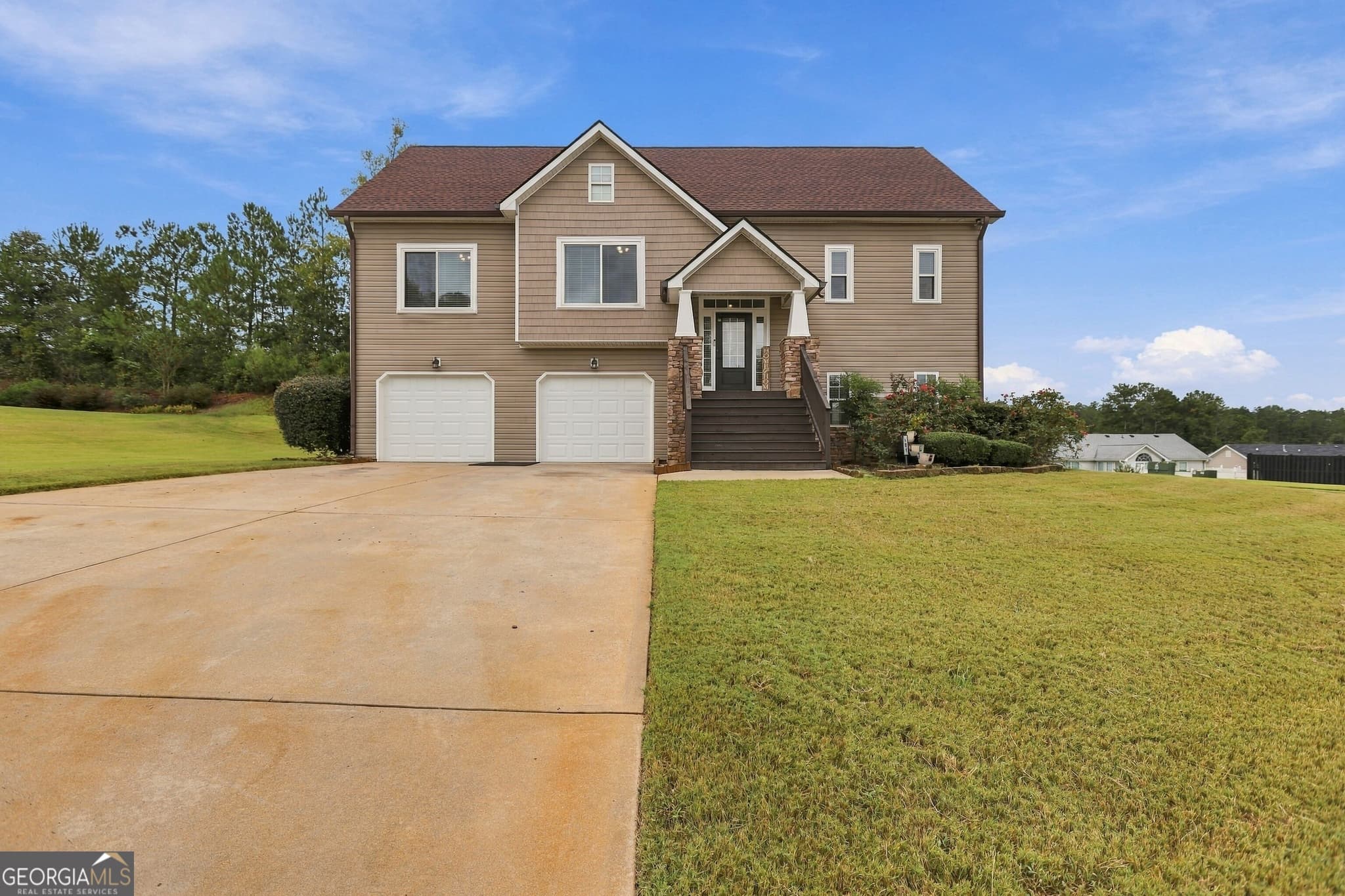 4 bedroom, 3 bathroom, 2,096 sq ft single family residence for sale at 101 Boston Court, Lagrange, GA 30241 — photo 1 of 47