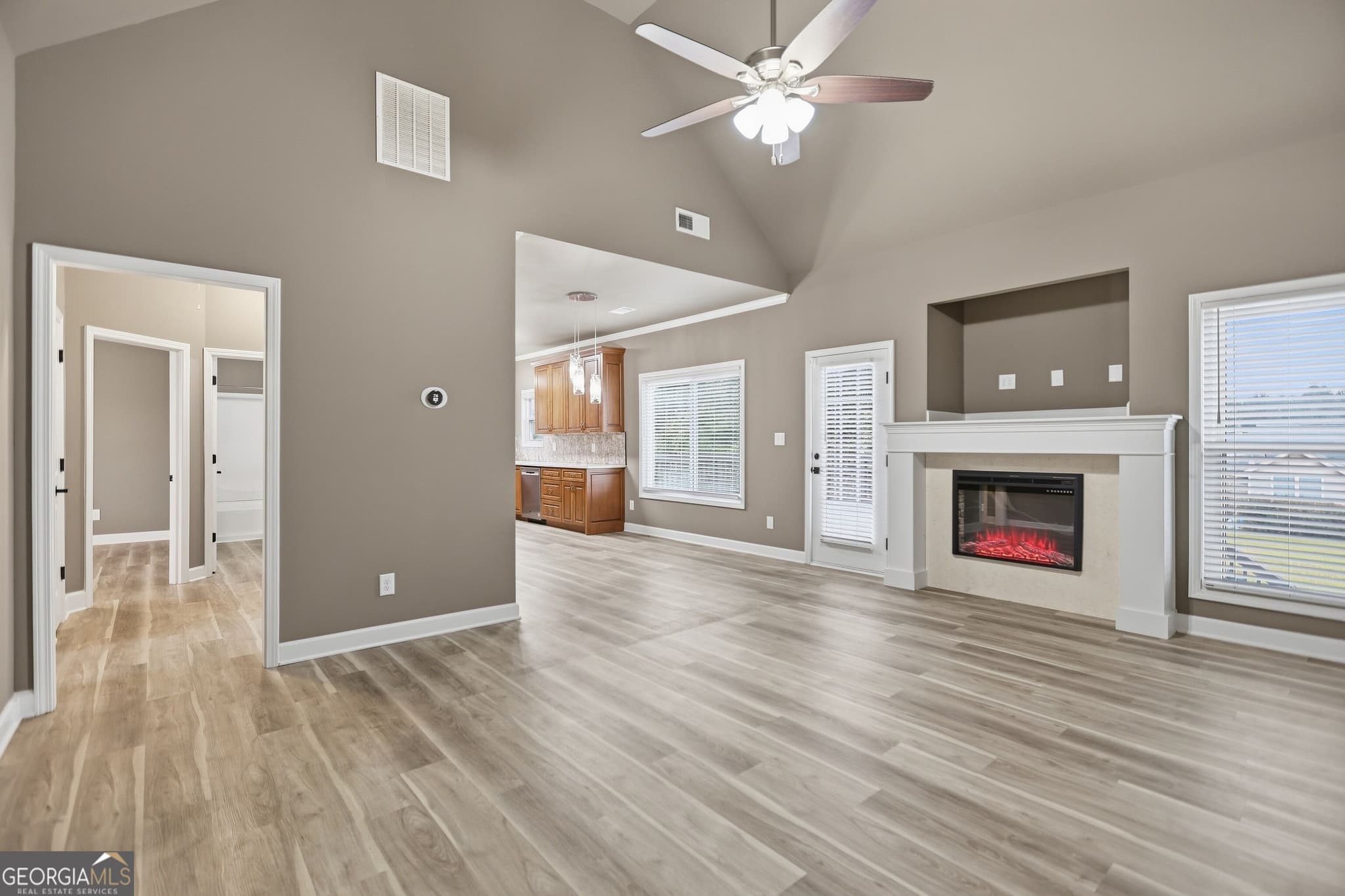 4 bedroom, 3 bathroom, 2,096 sq ft single family residence for sale at 101 Boston Court, Lagrange, GA 30241 — photo 9