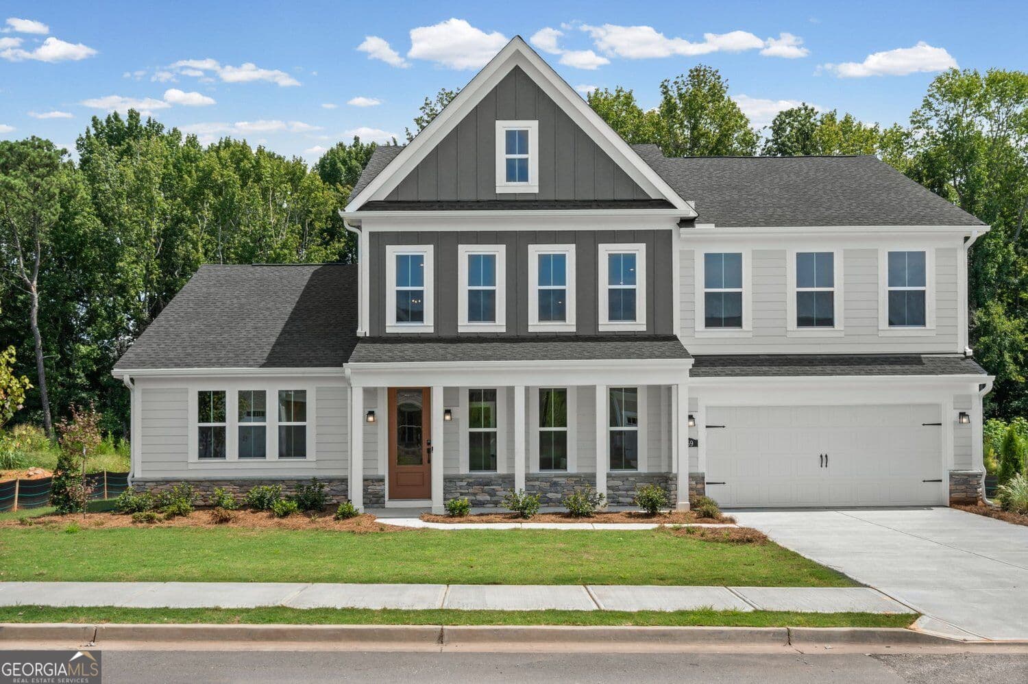 5 bedroom, 3.5 bathroom, 3,259 sq ft single family residence for sale at 159 Hidden Fields Way, Hoschton, GA 30548 — photo 1 of 46