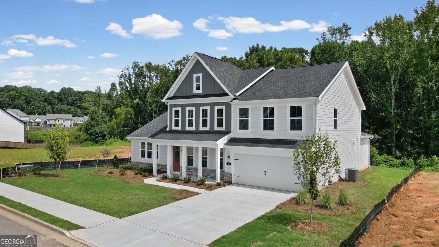 5 bedroom, 3.5 bathroom, 3,259 sq ft single family residence for sale at 159 Hidden Fields Way, Hoschton, GA 30548 — photo 5