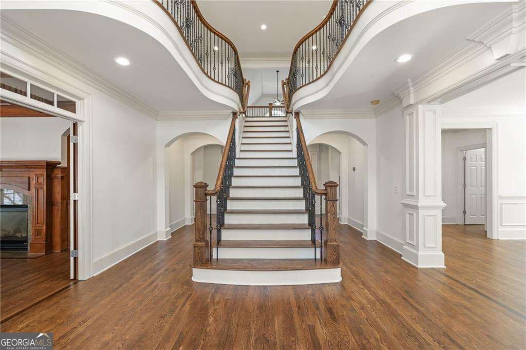 5 bedroom, 6 bathroom, 7,207 sq ft single family residence for sale at 2480 Flint Creek Drive, Cumming, GA 30041 — photo 3