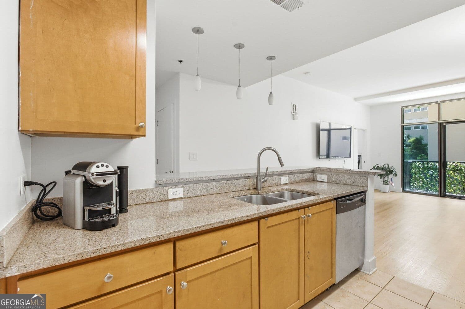 2 bedroom, 2 bathroom, 932 sq ft condominium for sale at 171 Auburn Avenue 210, Atlanta, GA 30303 — photo 7