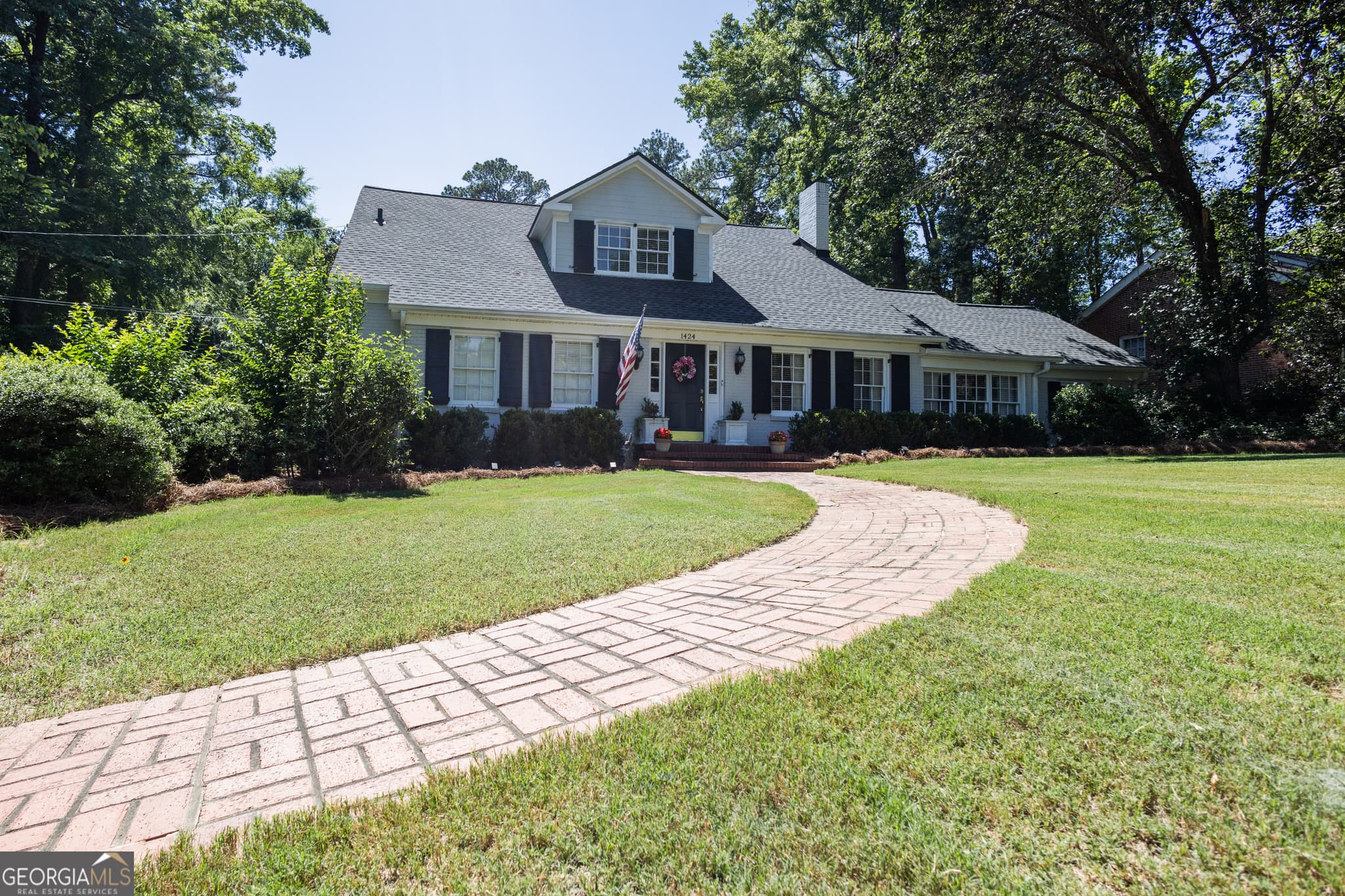 3 bedroom, 4 bathroom, 2,731 sq ft single family residence for sale at 1424 Waverland Drive, Macon, GA 31211 — photo 2