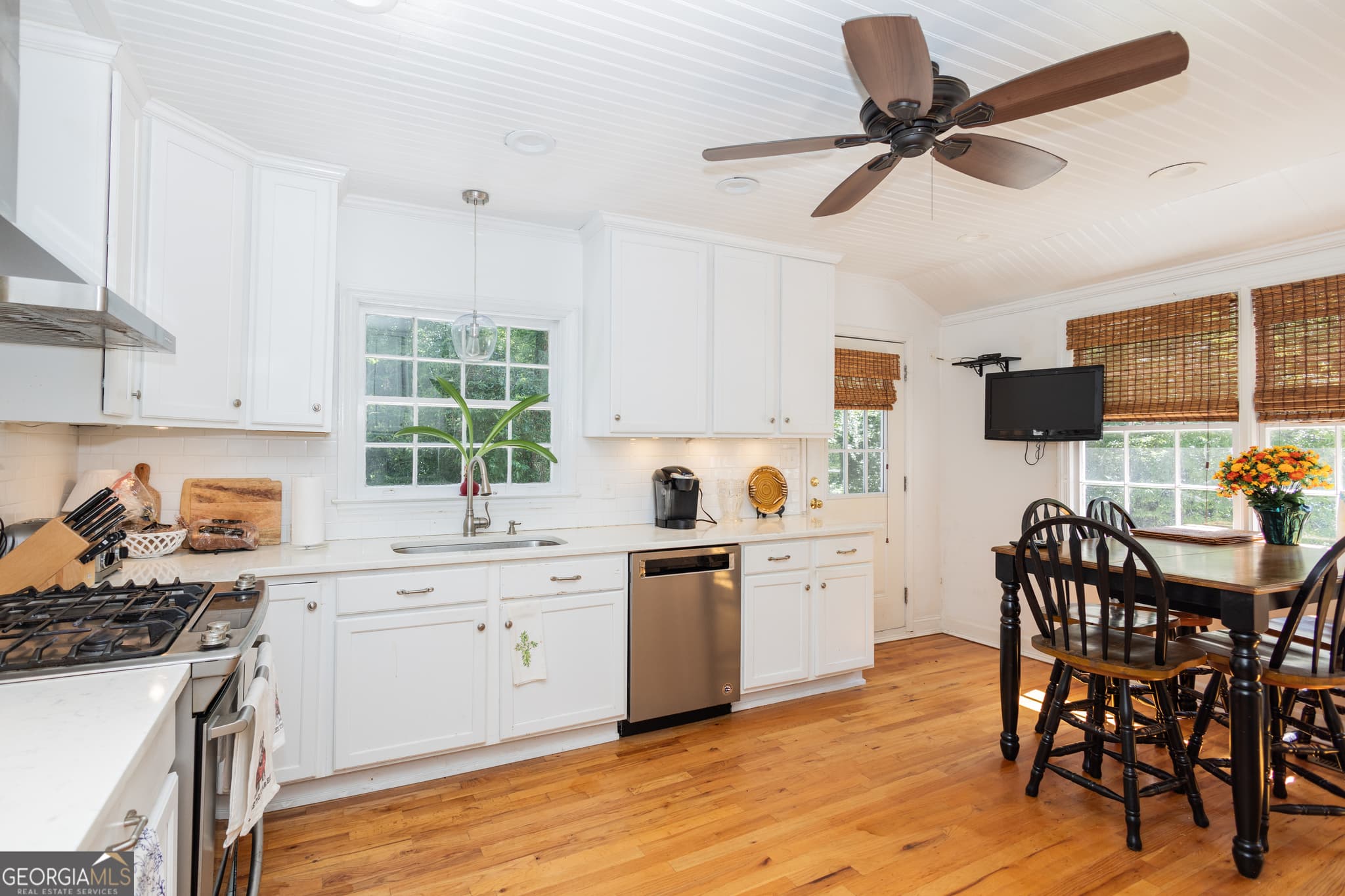 3 bedroom, 4 bathroom, 2,731 sq ft single family residence for sale at 1424 Waverland Drive, Macon, GA 31211 — photo 4