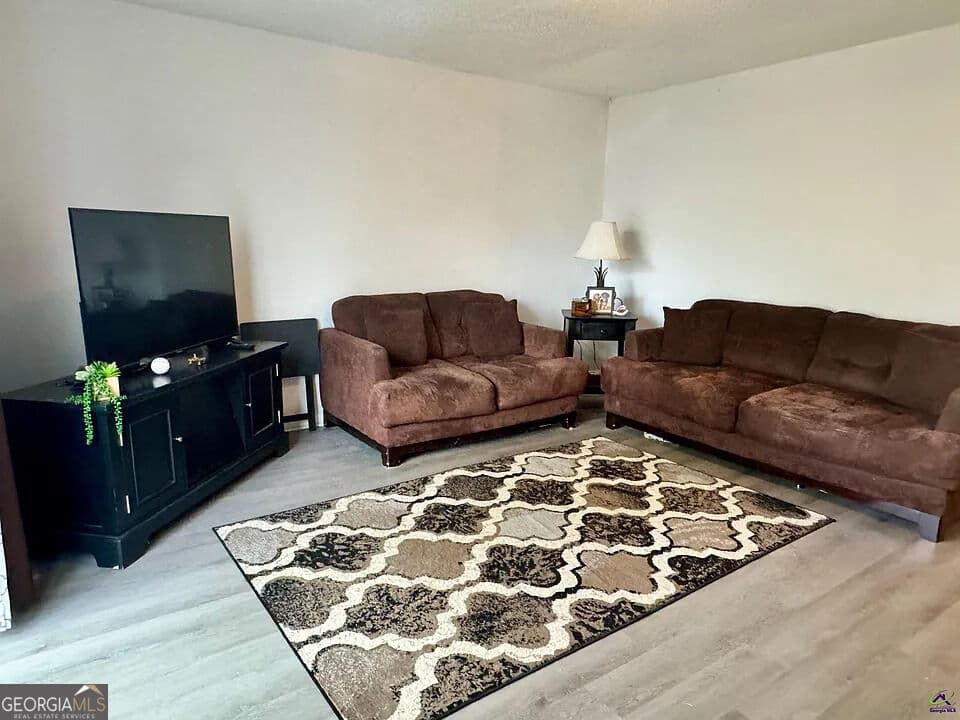 2 bedroom, 1 bathroom, 900 sq ft condominium for sale at 124 Stonehedge Drive, Warner Robins, GA 31088 — photo 7