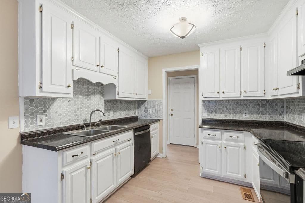 3 bedroom, 3 bathroom, 1,506 sq ft single family residence for sale at 164 Mossburg Trail, Jasper, GA 30143 — photo 10
