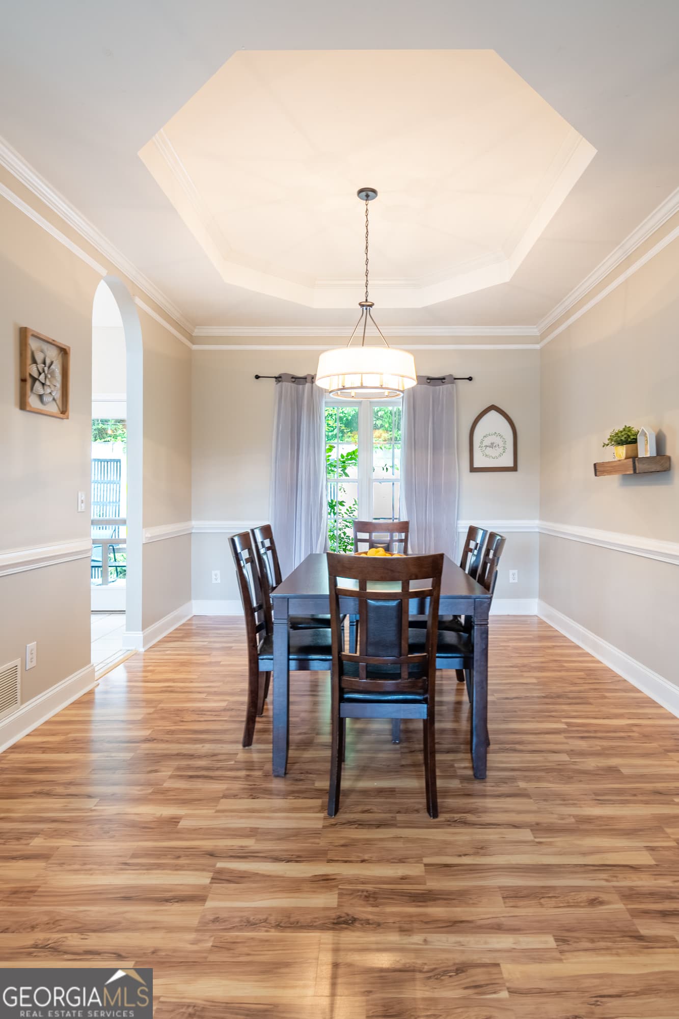 4 bedroom, 3 bathroom single family residence for rent at 1 Carrington Drive, Cartersville, GA 30120 for $5,567 a month — photo 8