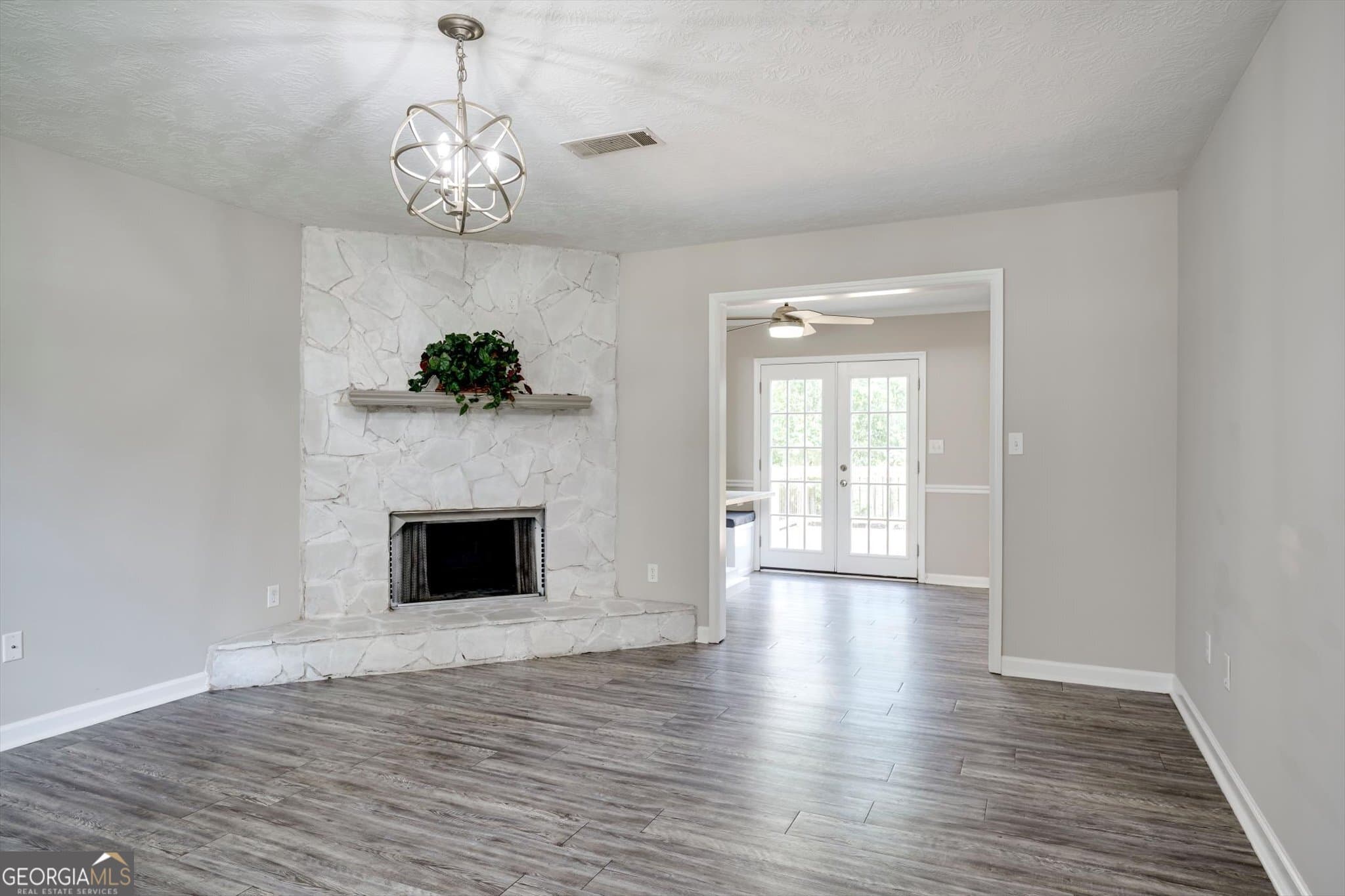 4 bedroom, 2.5 bathroom, 1,628 sq ft single family residence for sale at 2307 Perot Drive, Hephzibah, GA 30815 — photo 7