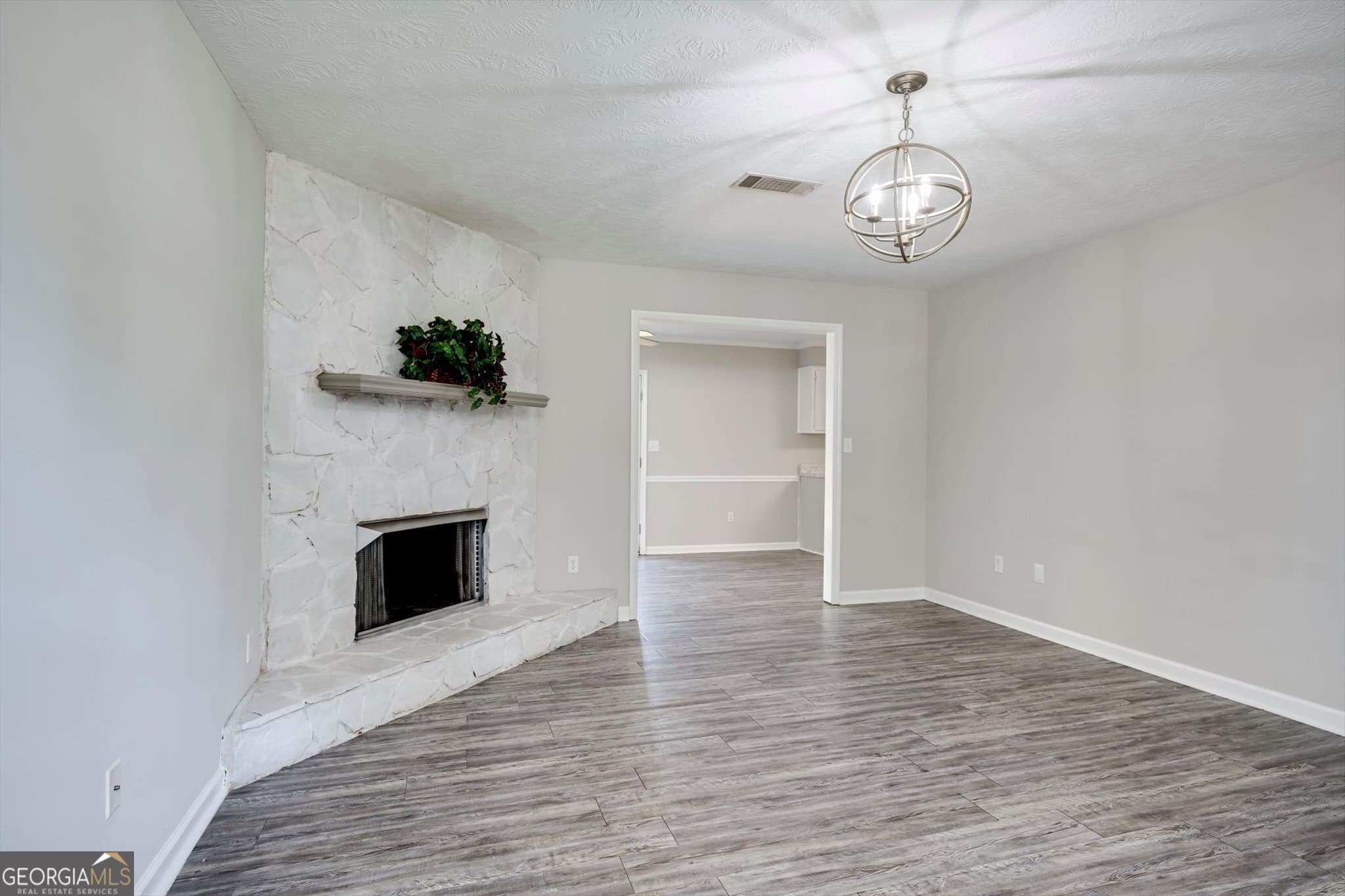 4 bedroom, 2.5 bathroom, 1,628 sq ft single family residence for sale at 2307 Perot Drive, Hephzibah, GA 30815 — photo 8