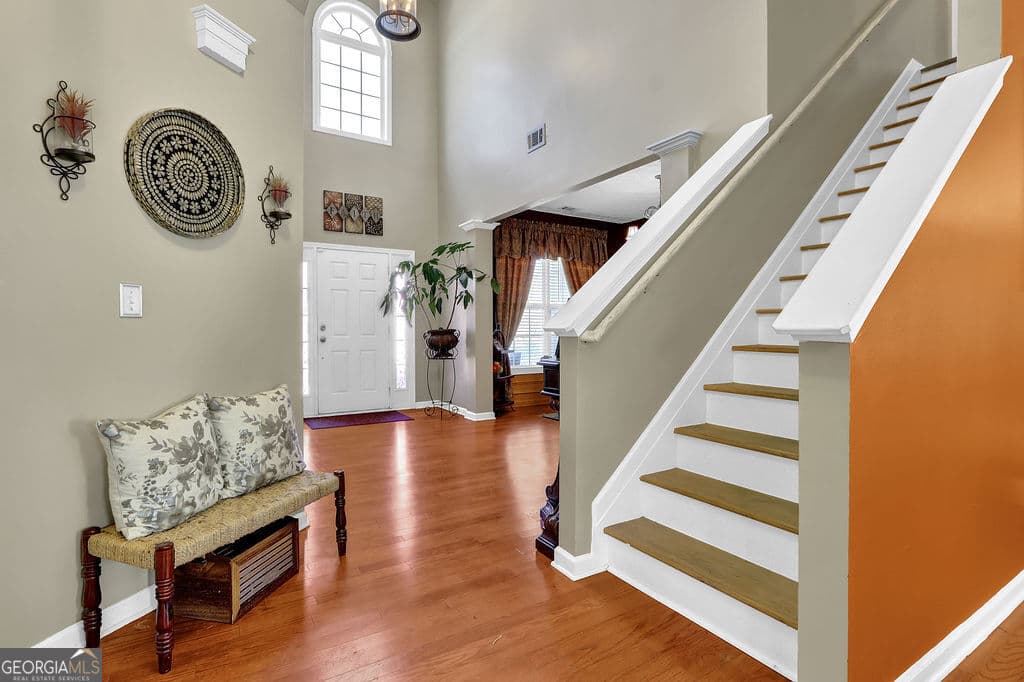5 bedroom, 2.5 bathroom, 2,907 sq ft single family residence for sale at 2337 Longmont Drive, Lawrenceville, GA 30044 — photo 5