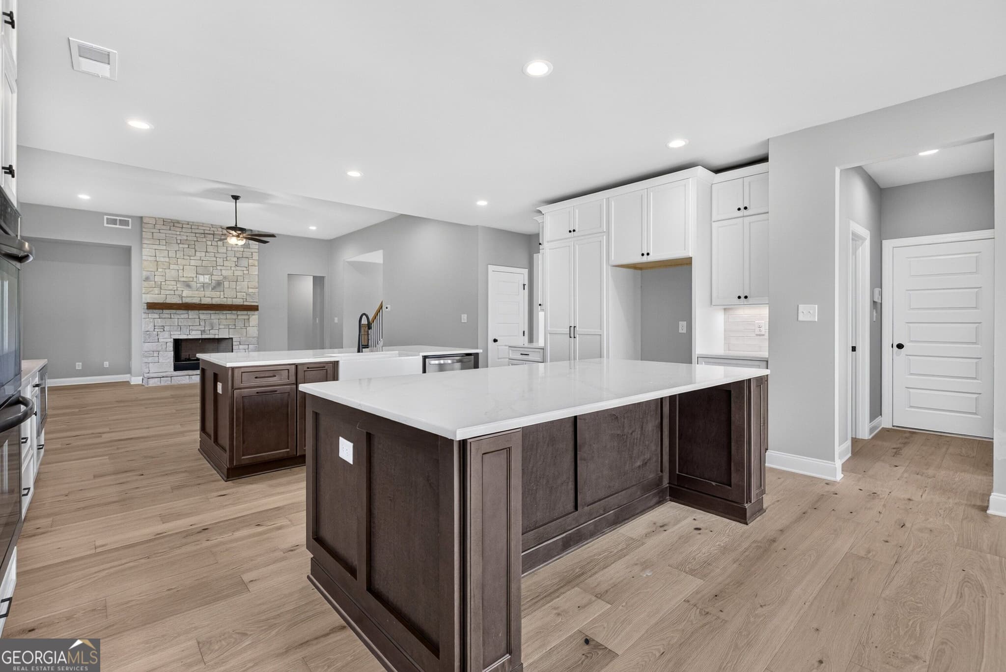5 bedroom, 4.5 bathroom, 3,662 sq ft single family residence for sale at 125 Dansby Way 3, Fayetteville, GA 30215 — photo 6