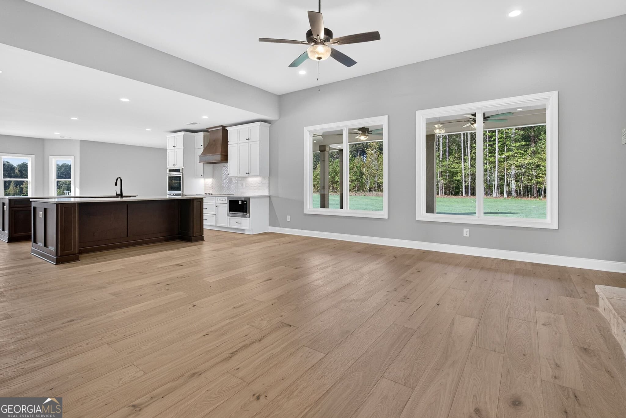 5 bedroom, 4.5 bathroom, 3,662 sq ft single family residence for sale at 125 Dansby Way 3, Fayetteville, GA 30215 — photo 7