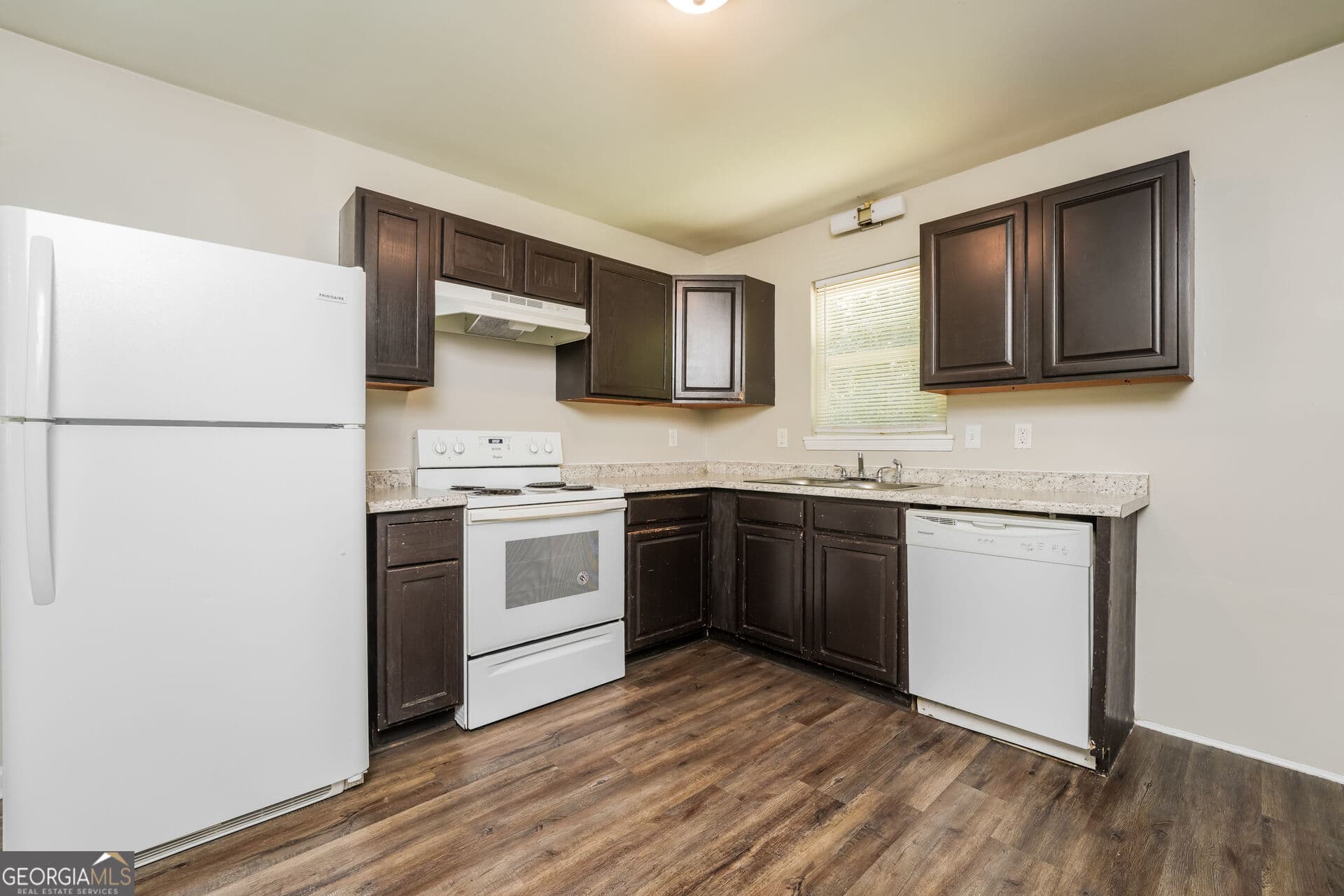 2 bedroom, 1 bathroom, 972 sq ft duplex for rent at 250 North Bluff Road, Athens, GA 30607 for $1,255 a month — photo 6