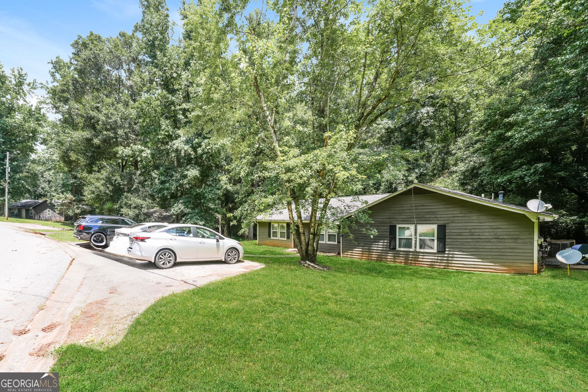 2 bedroom, 1 bathroom, 972 sq ft duplex for rent at 250 North Bluff Road, Athens, GA 30607 for $1,255 a month — photo 3