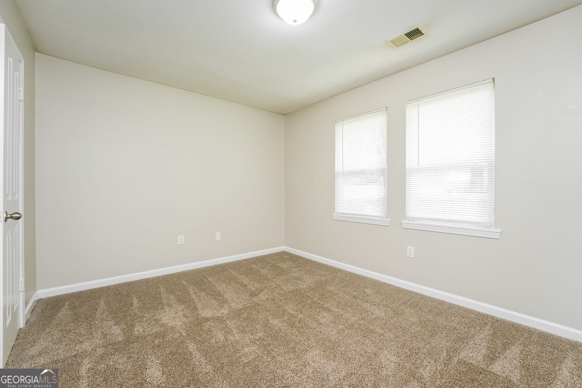 2 bedroom, 1 bathroom, 972 sq ft duplex for rent at 250 North Bluff Road, Athens, GA 30607 for $1,255 a month — photo 10