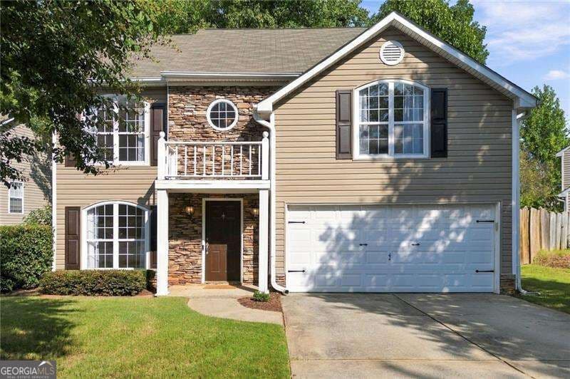 3 bedroom, 2.5 bathroom, 1,816 sq ft single family residence for sale at 4458 High Gate Drive, Acworth, GA 30101 — photo 2