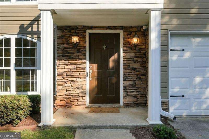 3 bedroom, 2.5 bathroom, 1,816 sq ft single family residence for sale at 4458 High Gate Drive, Acworth, GA 30101 — photo 3