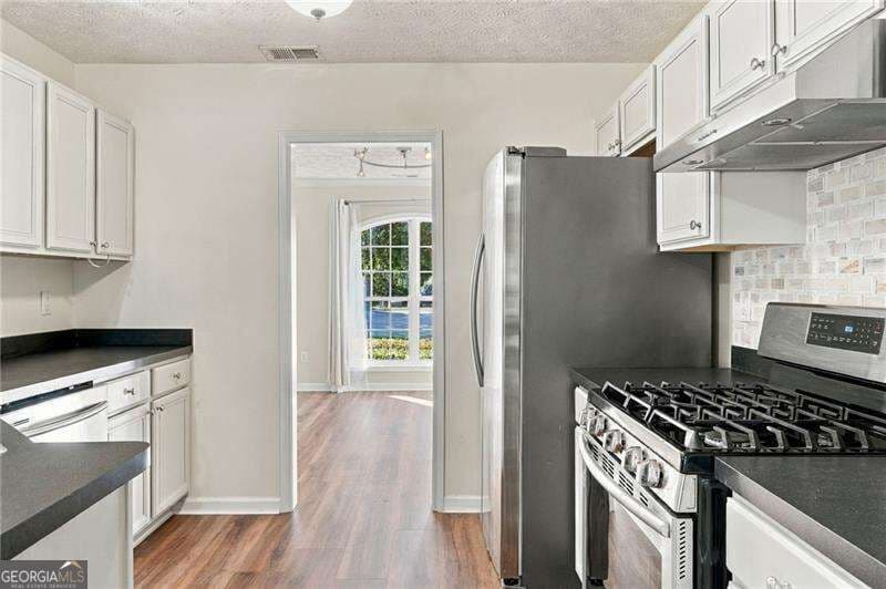3 bedroom, 2.5 bathroom, 1,816 sq ft single family residence for sale at 4458 High Gate Drive, Acworth, GA 30101 — photo 8