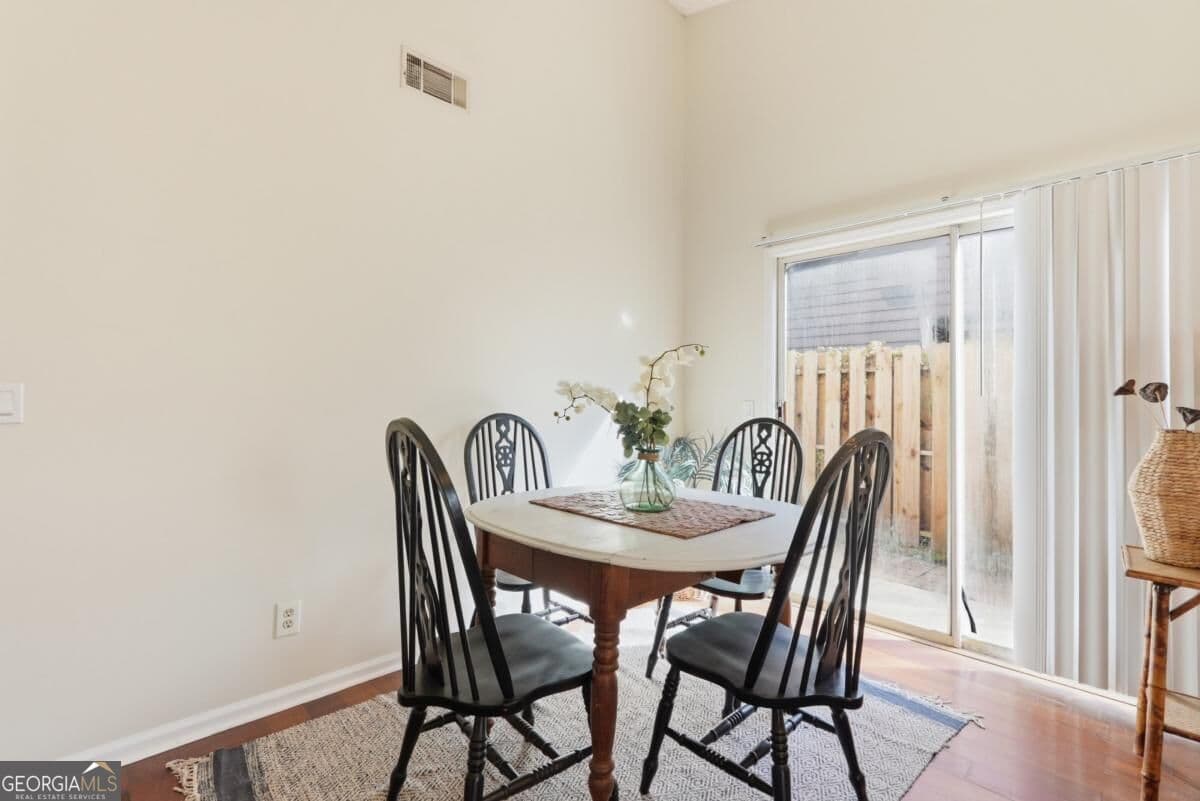 3 bedroom, 2 bathroom single family residence for sale at 2 E White Hawthorne Drive, Savannah, GA 31419 — photo 7