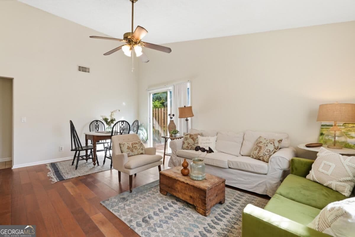 3 bedroom, 2 bathroom single family residence for sale at 2 E White Hawthorne Drive, Savannah, GA 31419 — photo 4