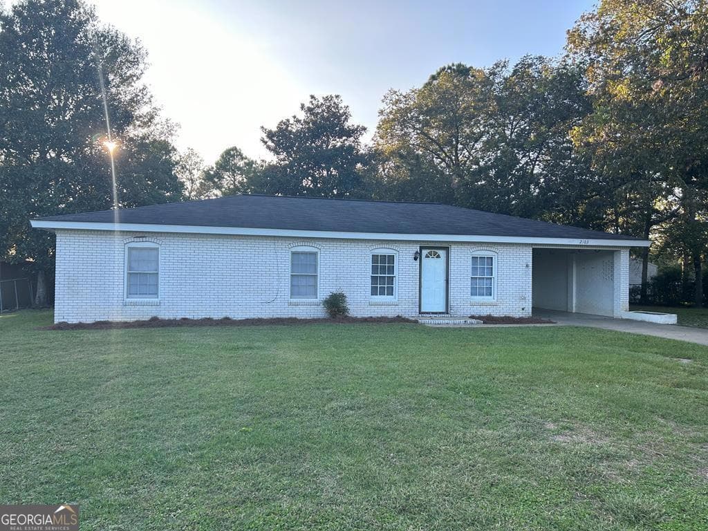 3 bedroom, 2 bathroom, 1,480 sq ft single family residence for sale at 2103 Aimwell Road, Vidalia, GA 30474 — photo 1 of 14