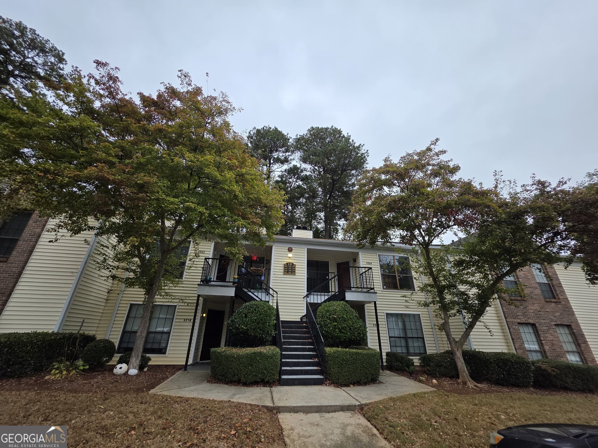 2 bedroom, 2 bathroom, 912 sq ft condominium for sale at 4354 Timberlake, Stone Mountain, GA 30083