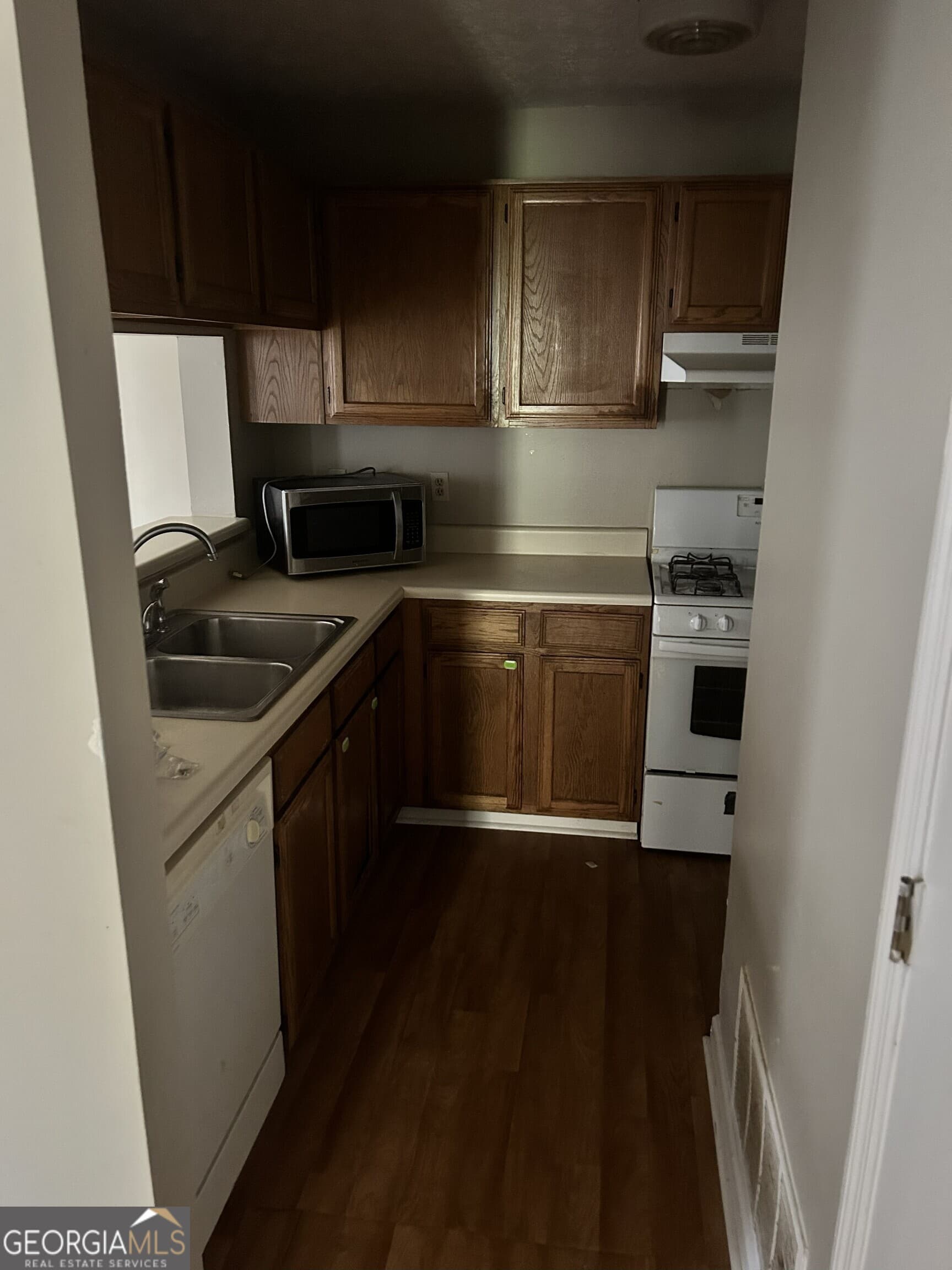 2 bedroom, 2 bathroom, 912 sq ft condominium for sale at 4354 Timberlake, Stone Mountain, GA 30083 — photo 5