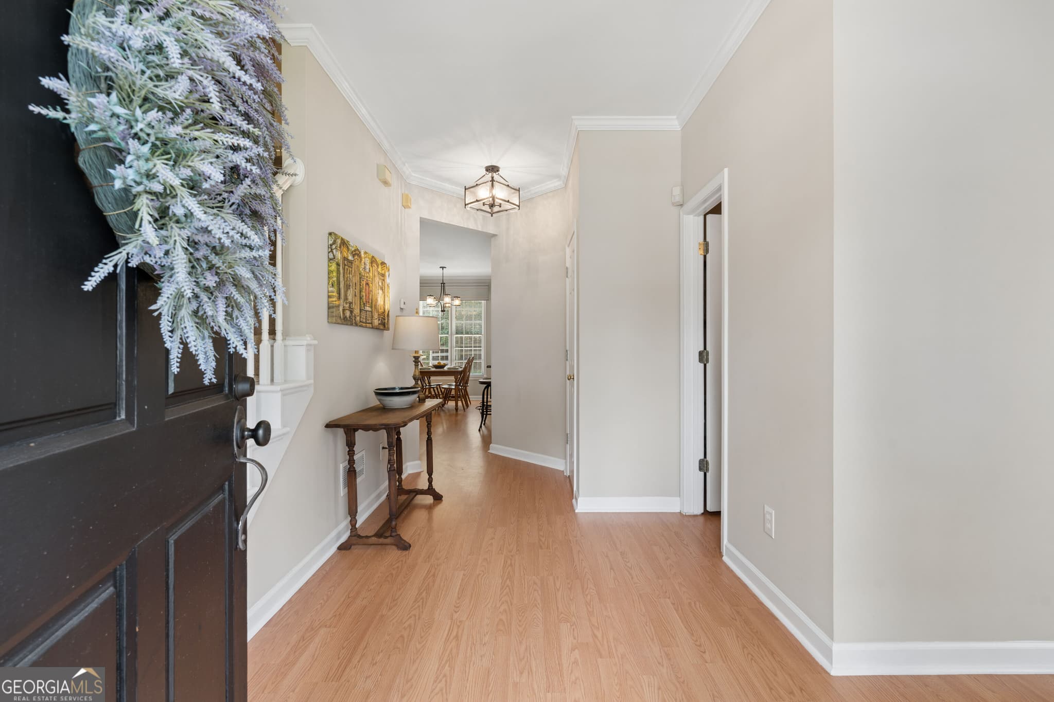 4 bedroom, 2.5 bathroom, 2,426 sq ft single family residence for sale at 420 Dunhill View Court, Alpharetta, GA 30005 — photo 4