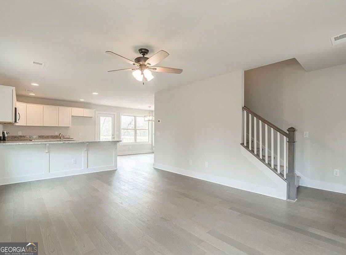 3 bedroom, 2.5 bathroom, 1,476 sq ft single family residence for sale at 1880 Sawnee Trail, Cumming, GA 30041 — photo 8