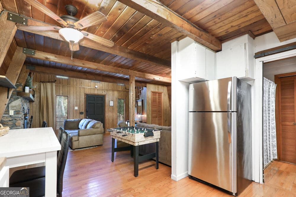 3 bedroom, 2 bathroom, 1,468 sq ft cabin,loft,single family residence for sale at 369 Normandy Trail, Lavonia, GA 30553 — photo 10