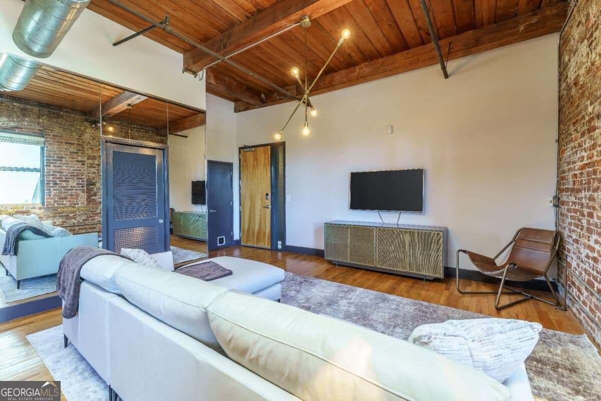1 bedroom, 1 bathroom, 1,176 sq ft loft,condominium for sale at 490 Marietta Street 310, Atlanta, GA 30313 — photo 3