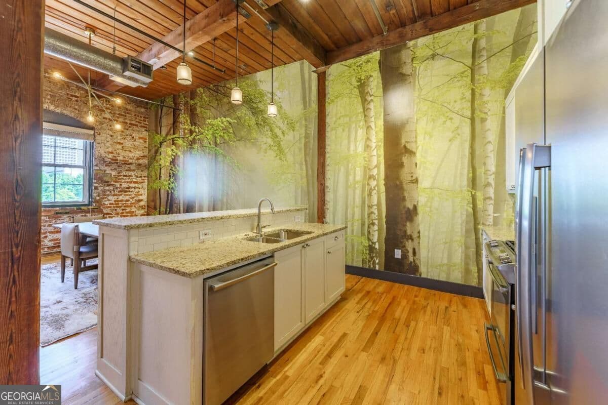 1 bedroom, 1 bathroom, 1,176 sq ft loft,condominium for sale at 490 Marietta Street 310, Atlanta, GA 30313 — photo 10