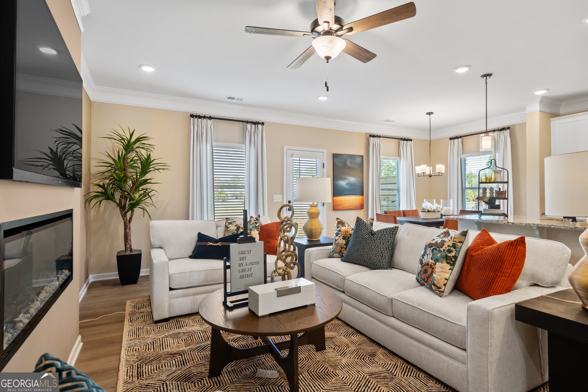 3 bedroom, 2.5 bathroom, 1,806 sq ft townhouse for sale at 832 Crescent Drive 60, Riverdale, GA 30274 — photo 4