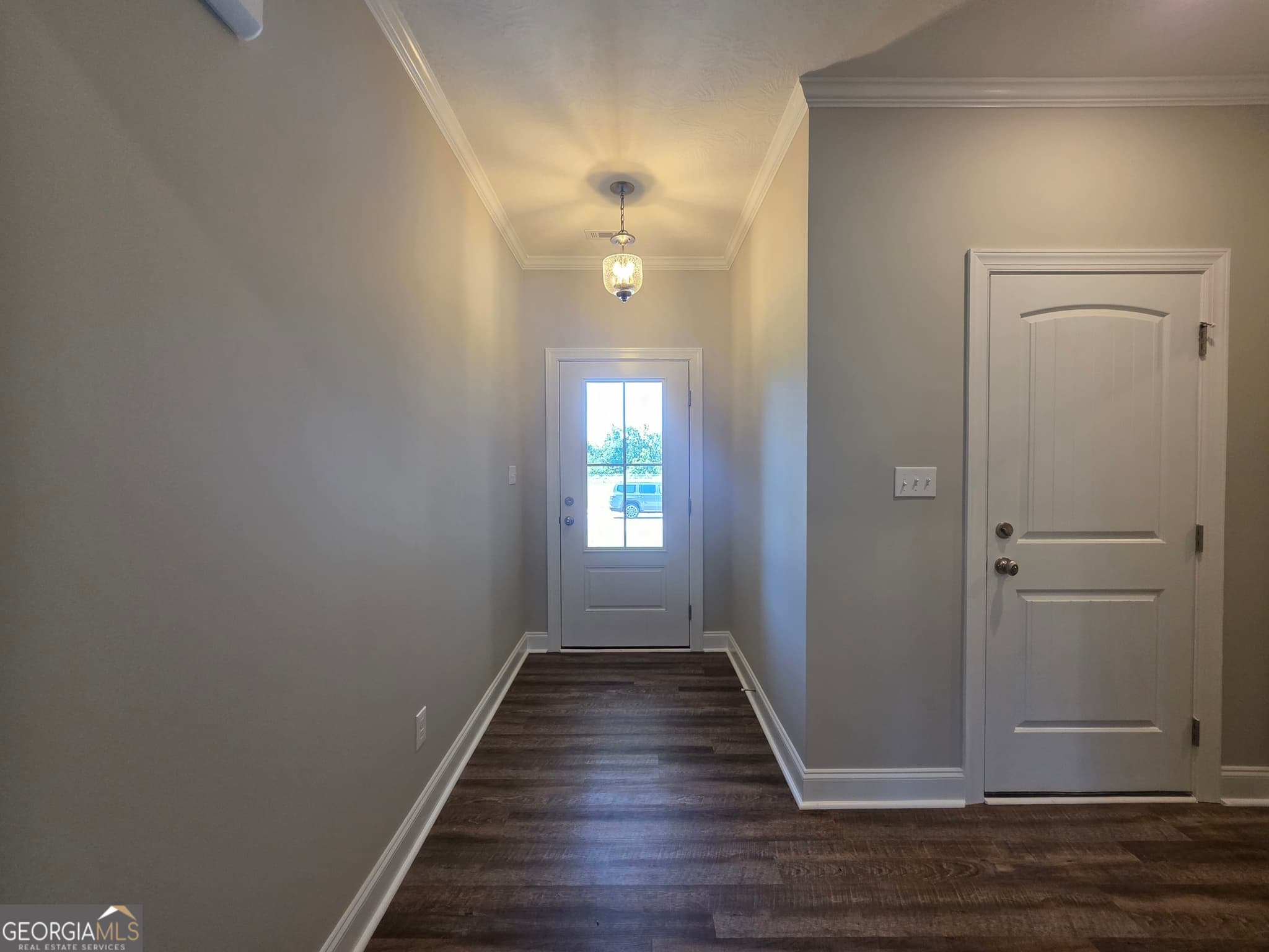 4 bedroom, 2 bathroom, 2,097 sq ft single family residence under contract at 1037 Berkley Court, Thomson, GA 30824 — photo 3