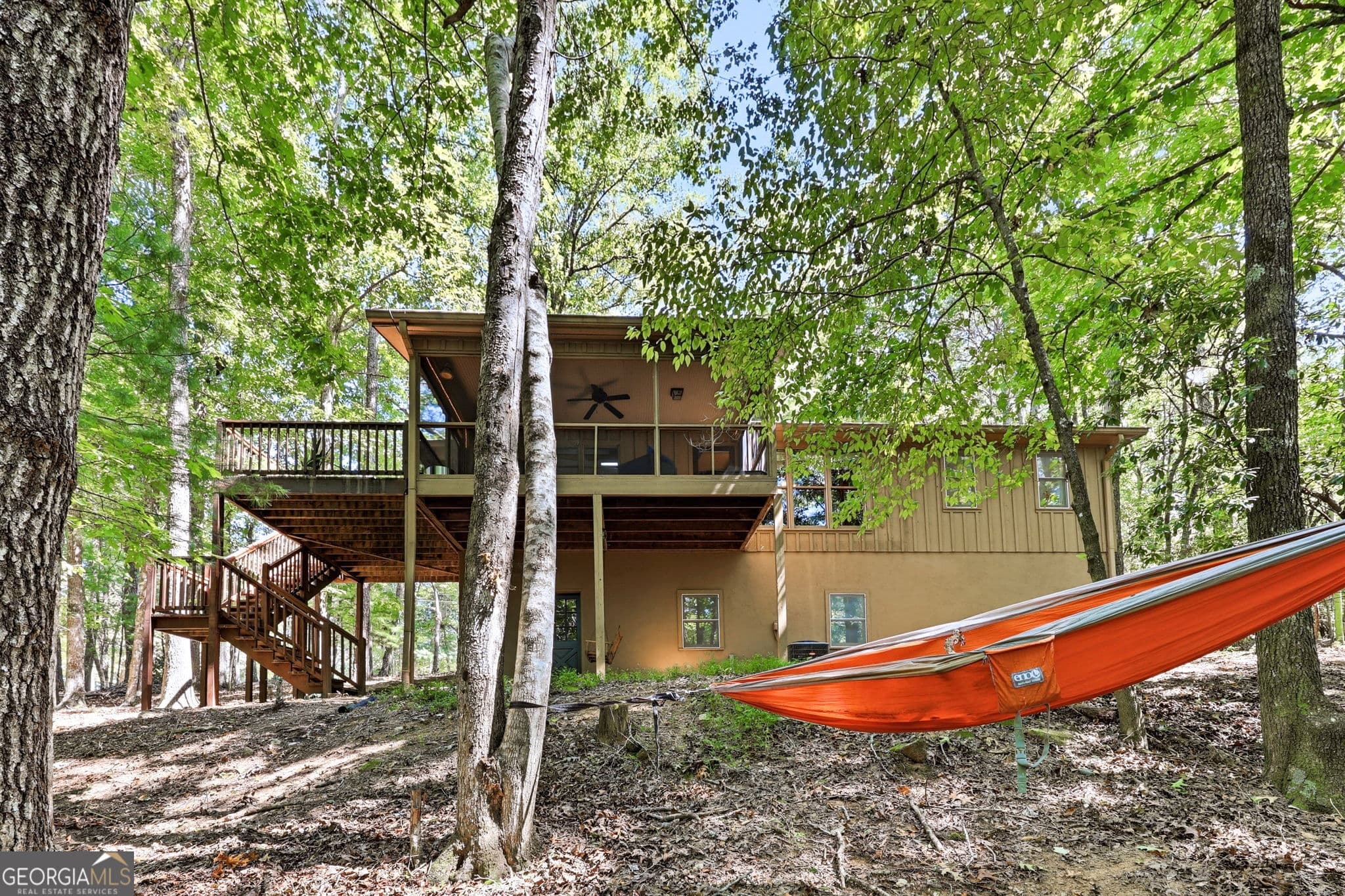 3 bedroom, 2 bathroom, 1,392 sq ft cabin,single family residence for sale at 416 Woodland, Sautee Nacoochee, GA 30571 — photo 7
