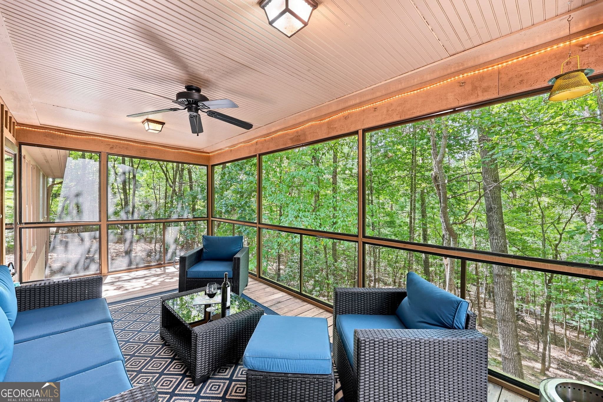 3 bedroom, 2 bathroom, 1,392 sq ft cabin,single family residence for sale at 416 Woodland, Sautee Nacoochee, GA 30571 — photo 4