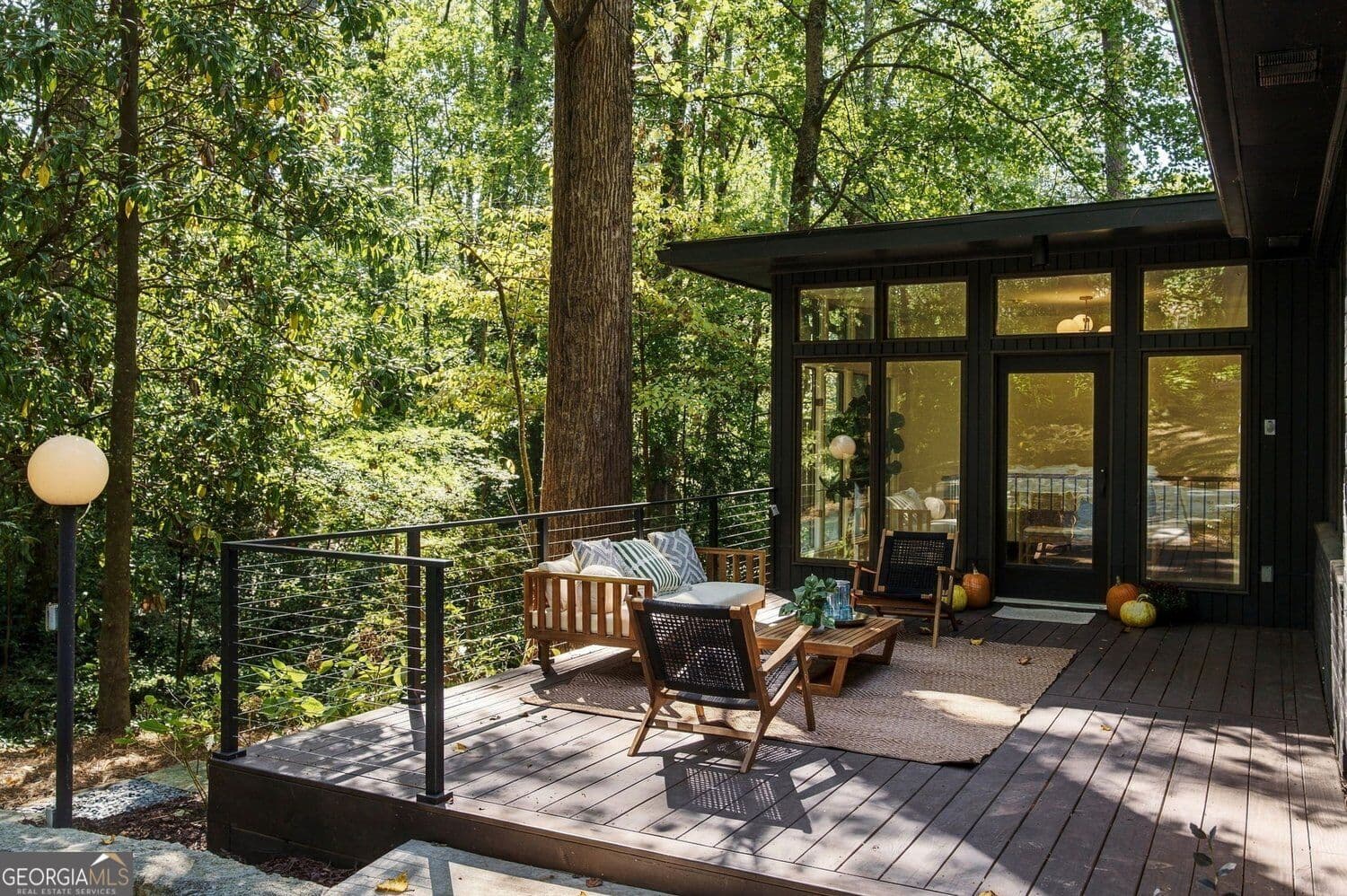 4 bedroom, 4 bathroom, 4,027 sq ft single family residence for sale at 922 Barton Woods Road, Atlanta, GA 30307 — photo 2