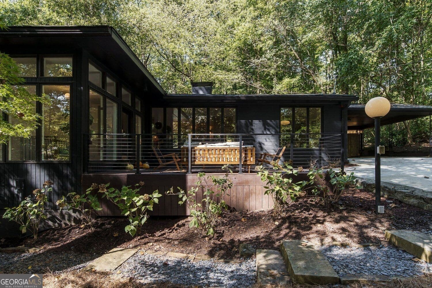 4 bedroom, 4 bathroom, 4,027 sq ft single family residence for sale at 922 Barton Woods Road, Atlanta, GA 30307 — photo 5