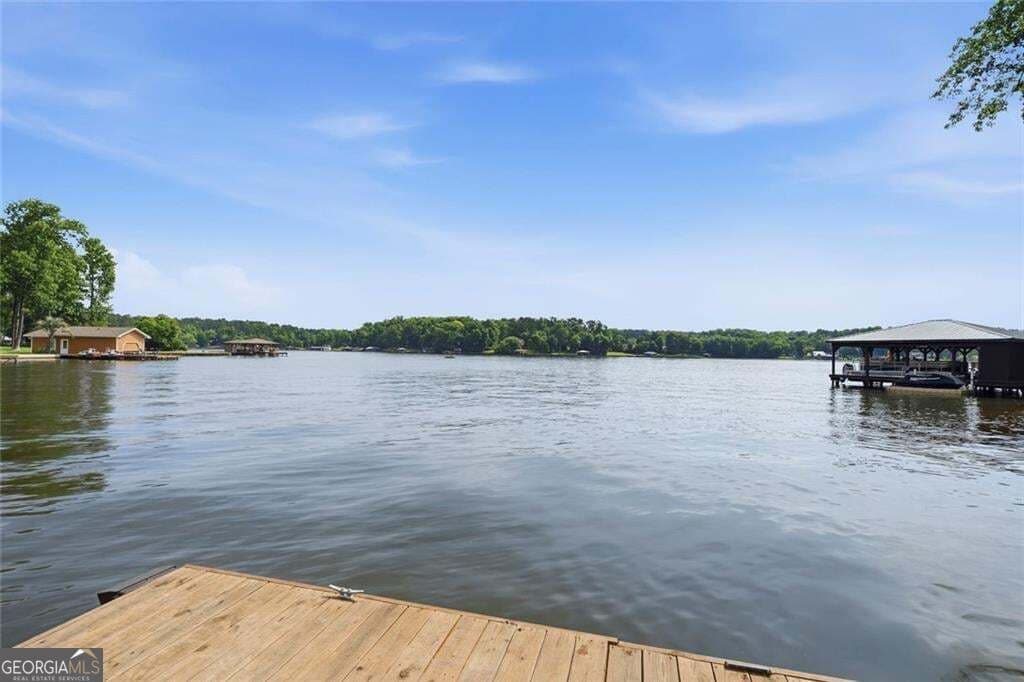 3 bedroom, 2 bathroom, 1,500 sq ft single family residence for sale at 233 Lakeshore Drive, Eatonton, GA 31024 — photo 9