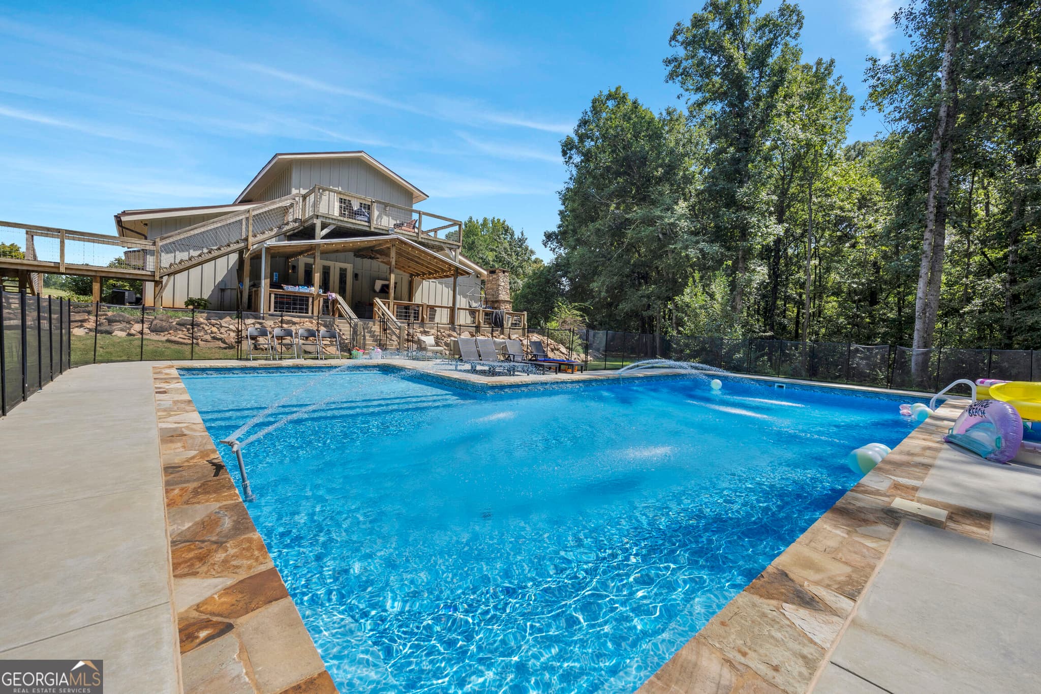 6 bedroom, 3.5 bathroom, 3,960 sq ft single family residence for sale at 2049 Midway Church Road, Newborn, GA 30056 — photo 6