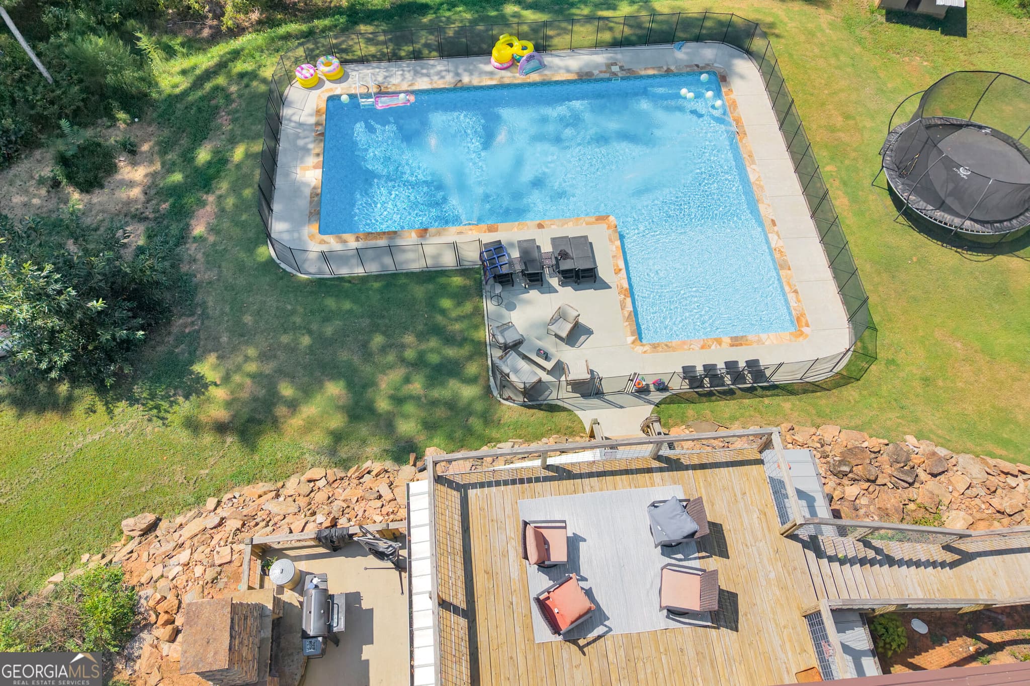6 bedroom, 3.5 bathroom, 3,960 sq ft single family residence for sale at 2049 Midway Church Road, Newborn, GA 30056 — photo 5