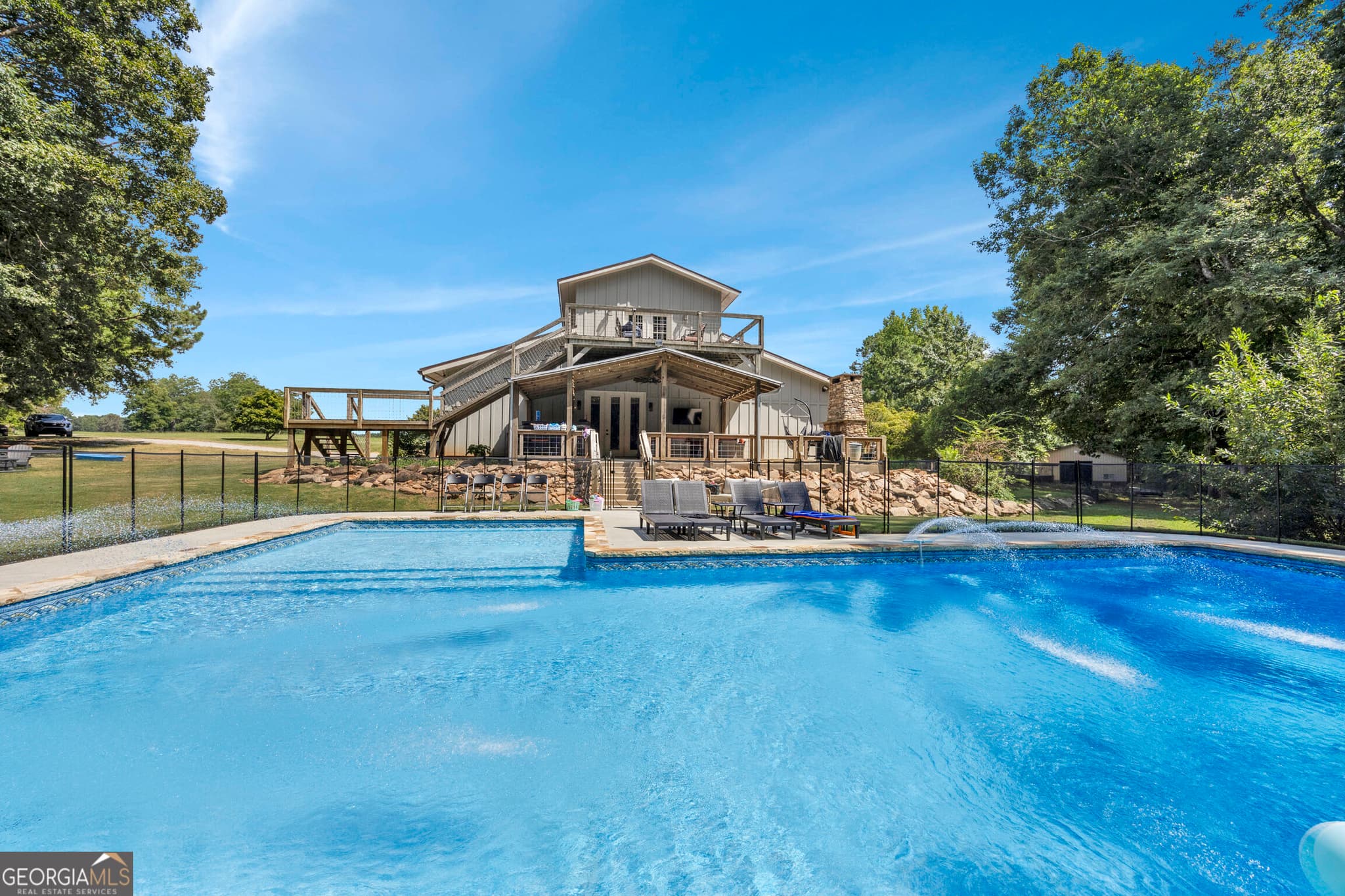 6 bedroom, 3.5 bathroom, 3,960 sq ft single family residence for sale at 2049 Midway Church Road, Newborn, GA 30056 — photo 9