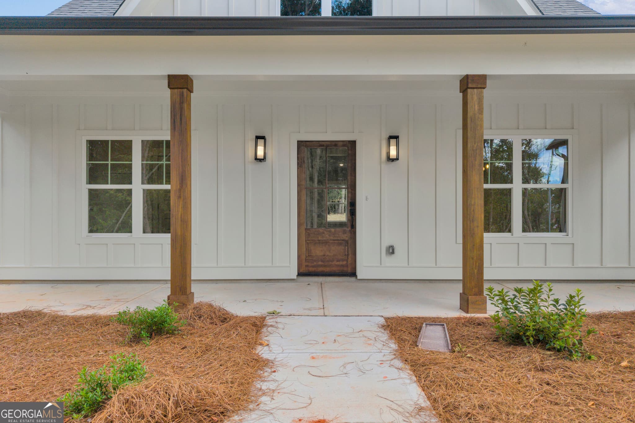 3 bedroom, 2.5 bathroom, 2,084 sq ft single family residence for sale at 1863 Hoods Mill Road, Commerce, GA 30529 — photo 8