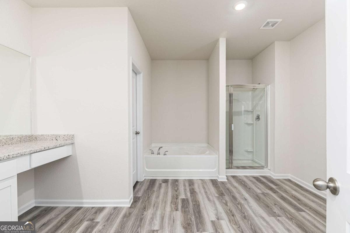3 bedroom, 2 bathroom, 1,863 sq ft single family residence for sale at 387 Sand Dune Way, Conyers, GA 30013 — photo 6